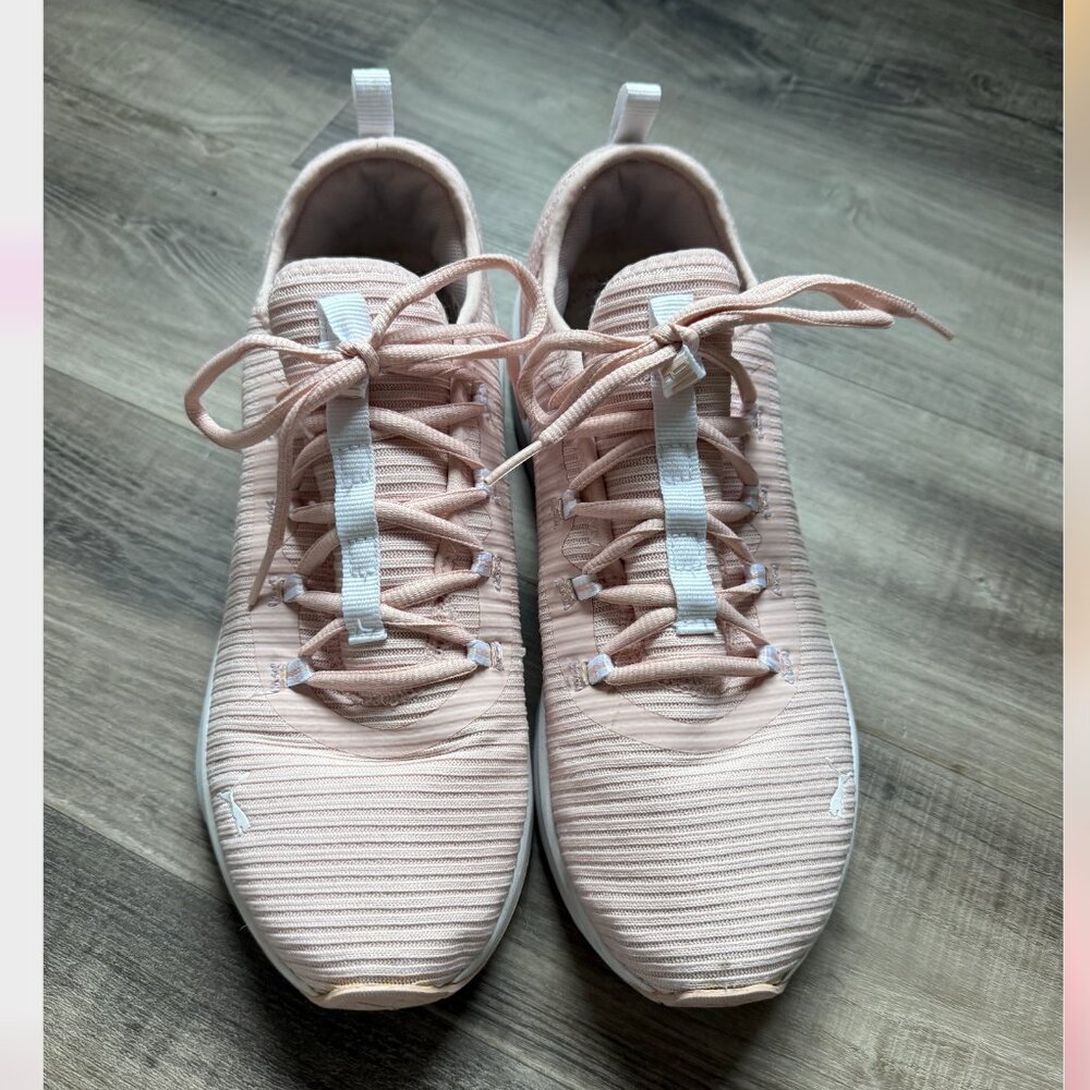PUMA Softride Finesse Running Shoe (Pink)